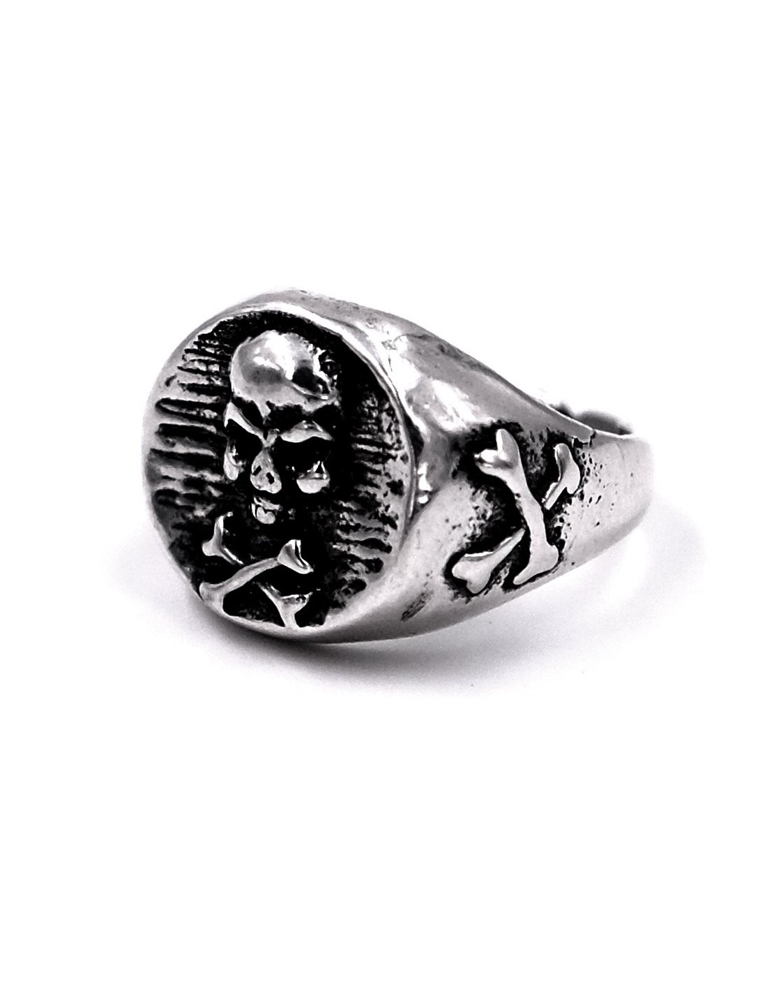 Solid Silver Chevalier Ring with Skull Engraved - M.B. Argenti di ...